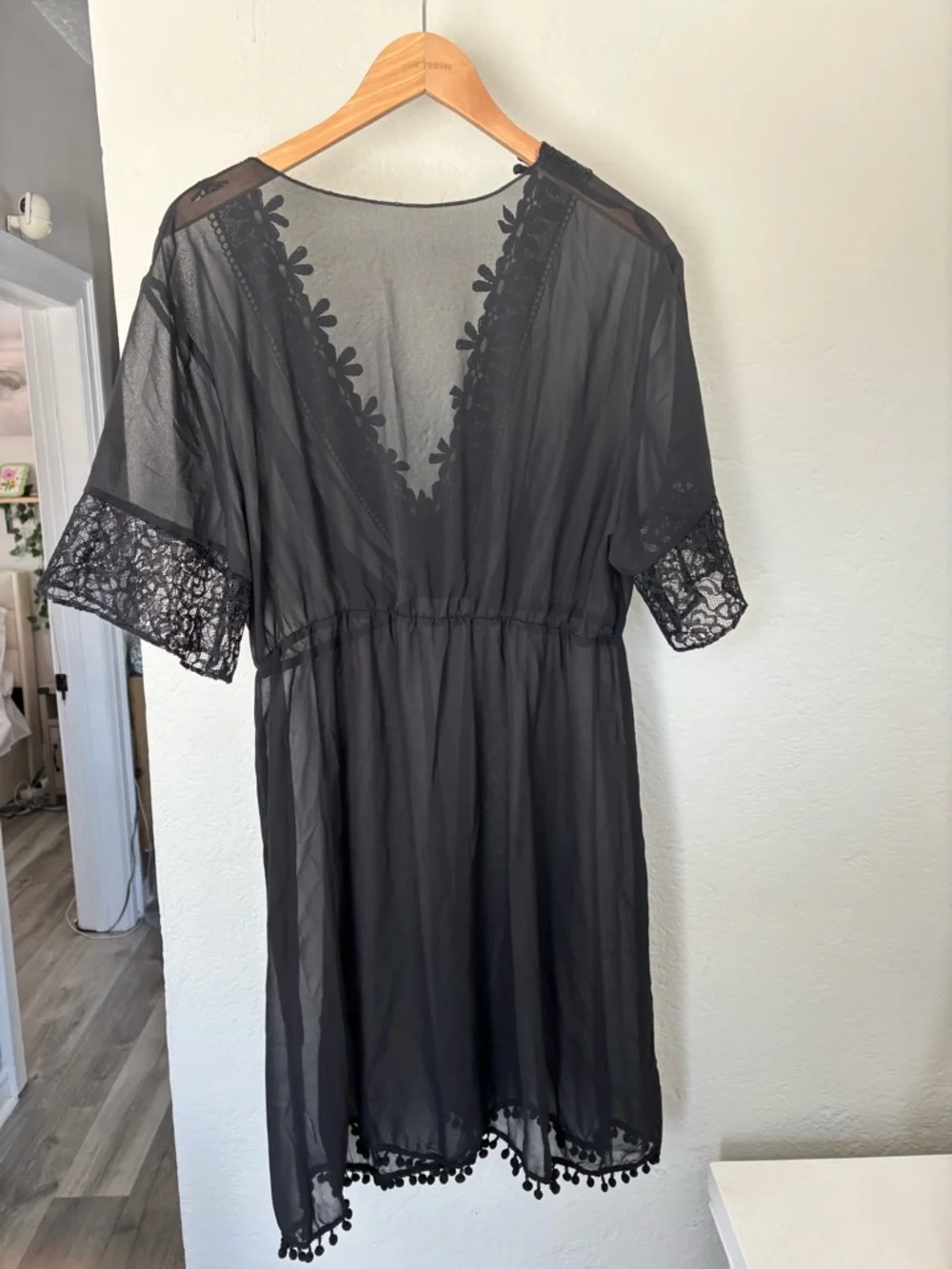 ✨3/$30✨ SHEIN Vacay Black Lace Trim Swim Cover-Up | Pom-Pom Hem | 2XL | NWOT - Picture 2 of 3